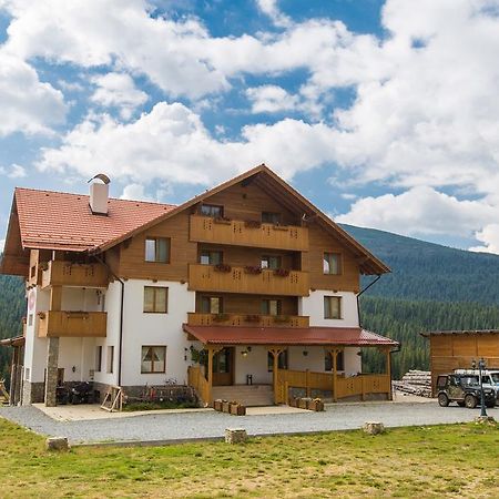 Pensiunea Sureanu Tău Bistra Exteriér fotografie