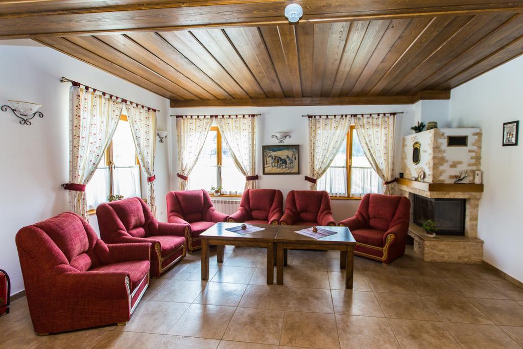 Pensiunea Sureanu Tău Bistra Exteriér fotografie